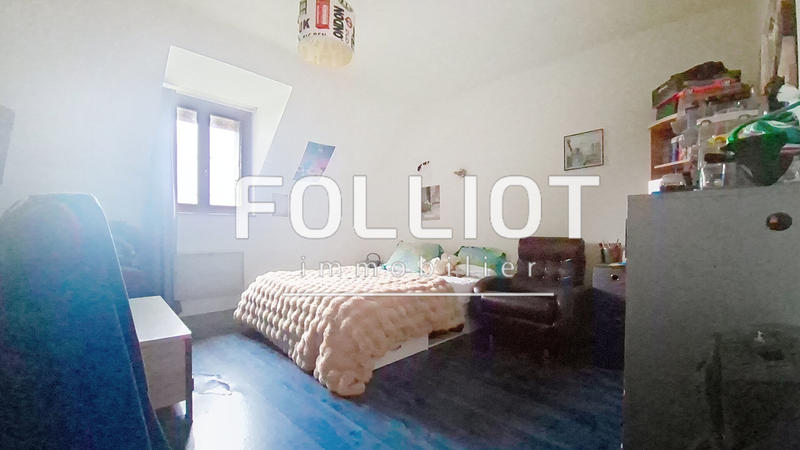 Maison - 205 m² - 7 pièces