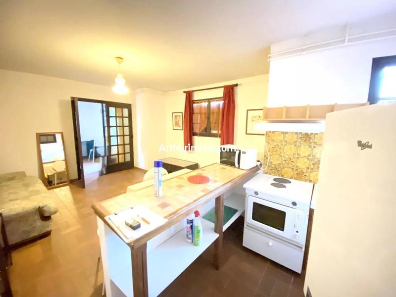 Maison - 290 m² - 12 pièces