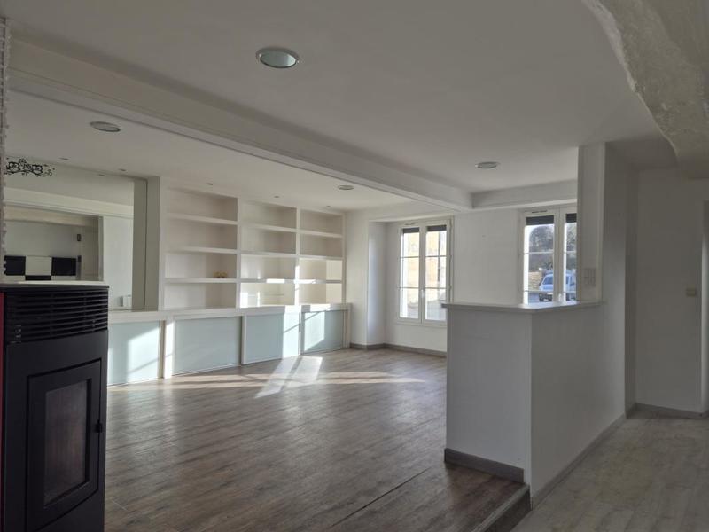 Maison - 168 m² - 7 pièces