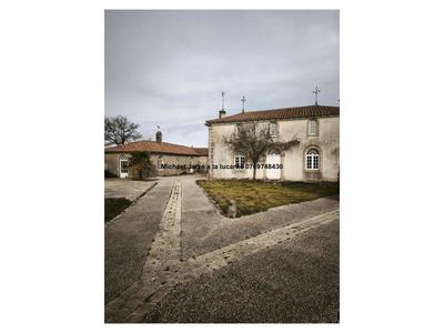 Propriété - 350 m² - 7 pièces