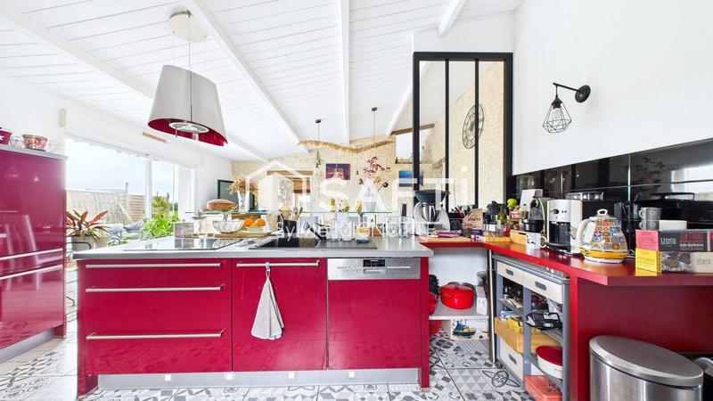 Maison - 160 m² - 5 pièces