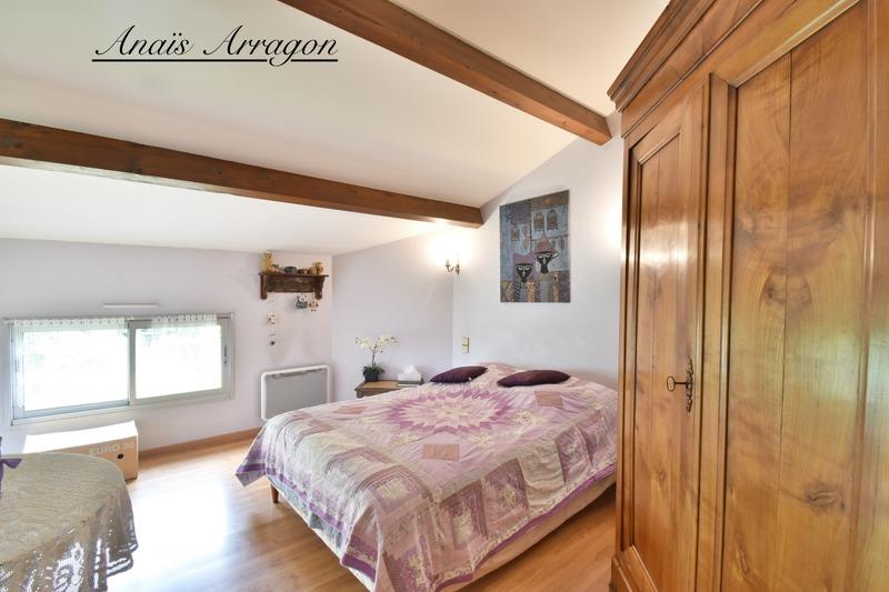 Villa - 275 m² - 6 pièces