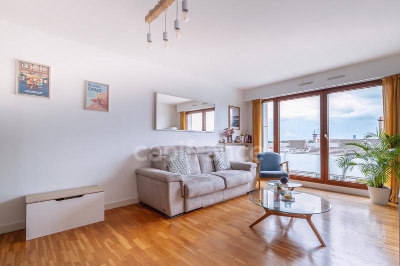 Appartement - 80 m² - 4 pièces