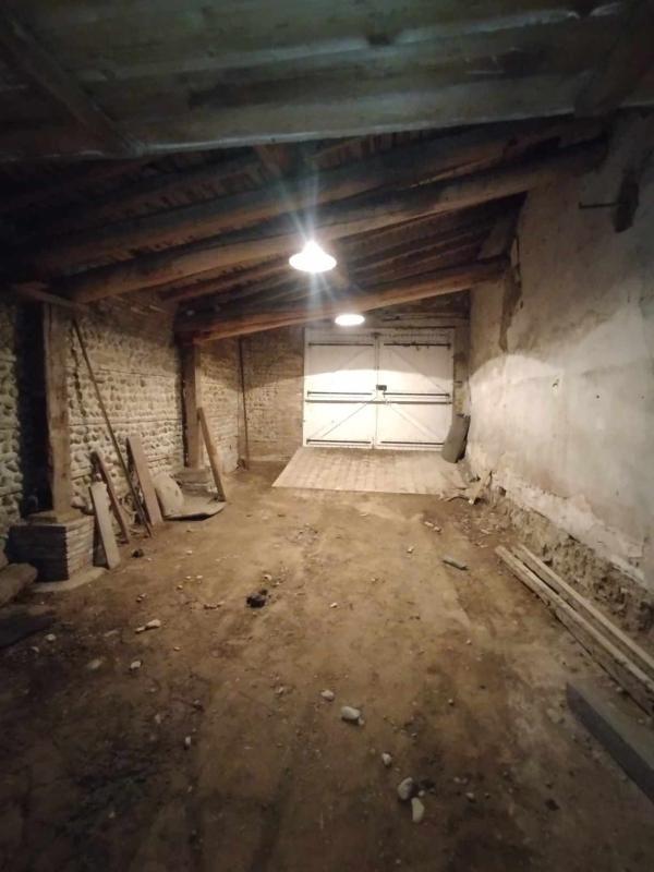 Propriété - 280 m² - 10 pièces