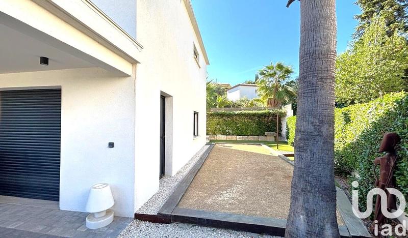 Maison - 306 m² - 9 pièces