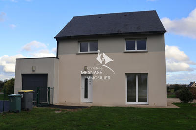 Maison - 90 m² - 5 pièces