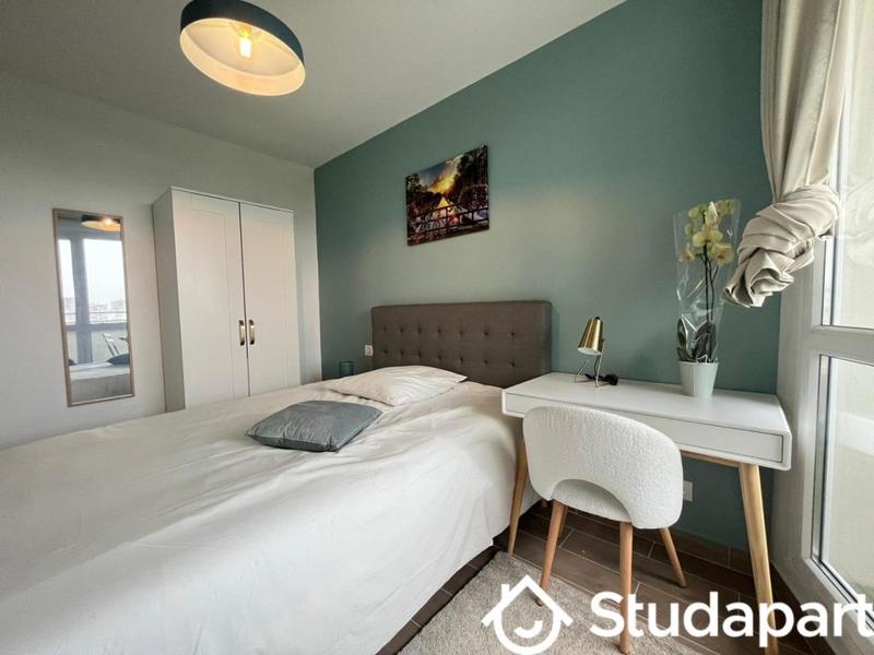 Chambre - 10 m² - 1 pièce