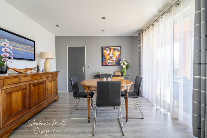 Villa - 232 m² - 7 pièces