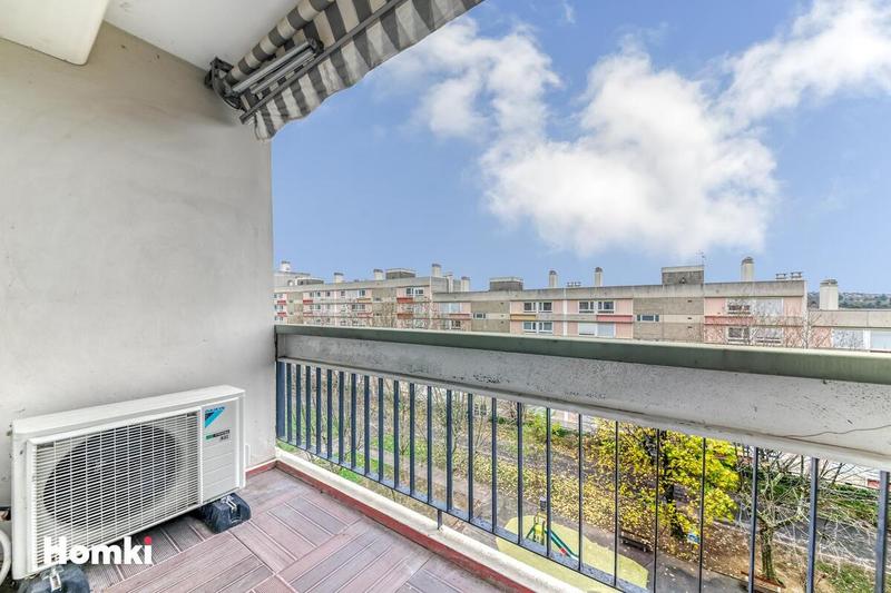 Appartement - 76 m² - 4 pièces