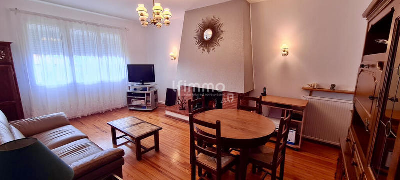 Maison - 204 m² - 5 pièces