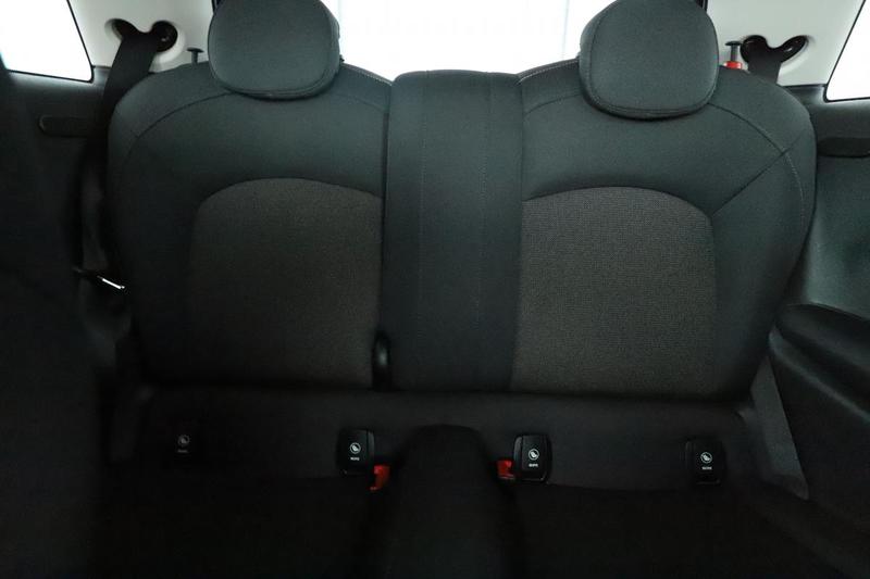 Mini Mini One 3p 102 ch