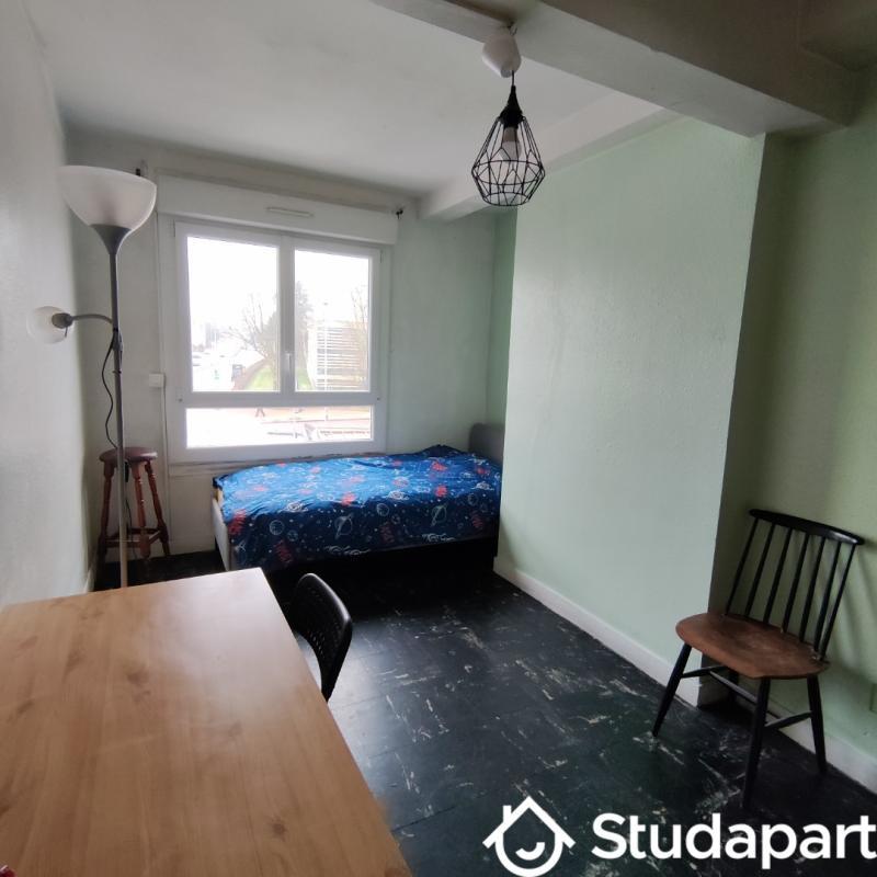 Chambre - 9 m² - 1 pièce