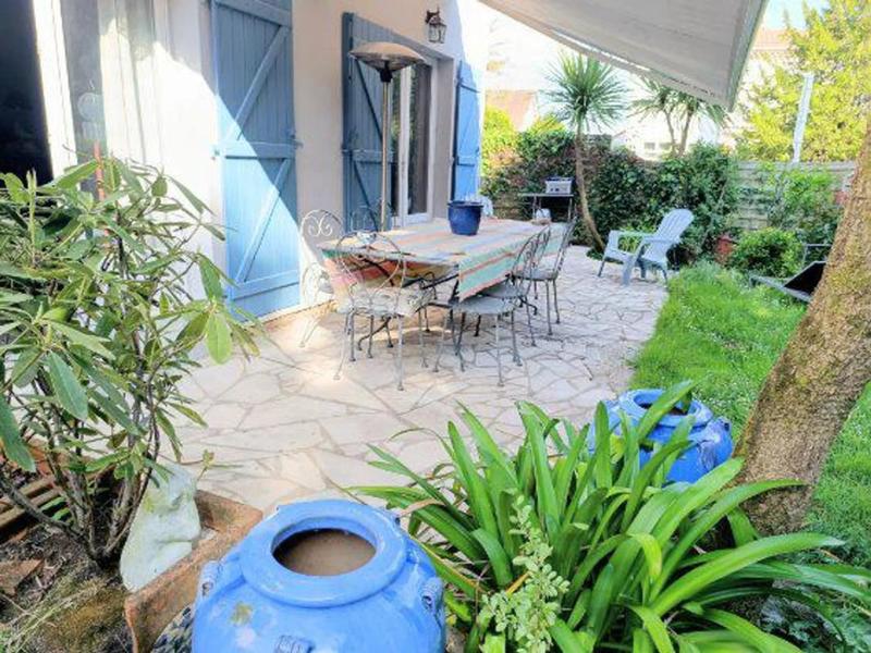 Maison - 137 m² - 9 pièces