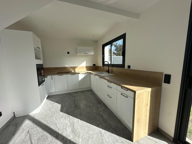 Maison - 82 m² - 4 pièces