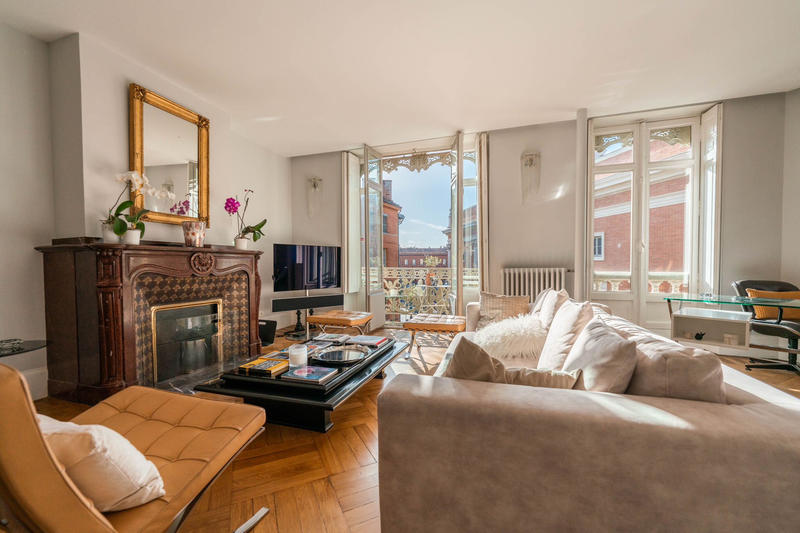 Appartement - 160 m² - 5 pièces