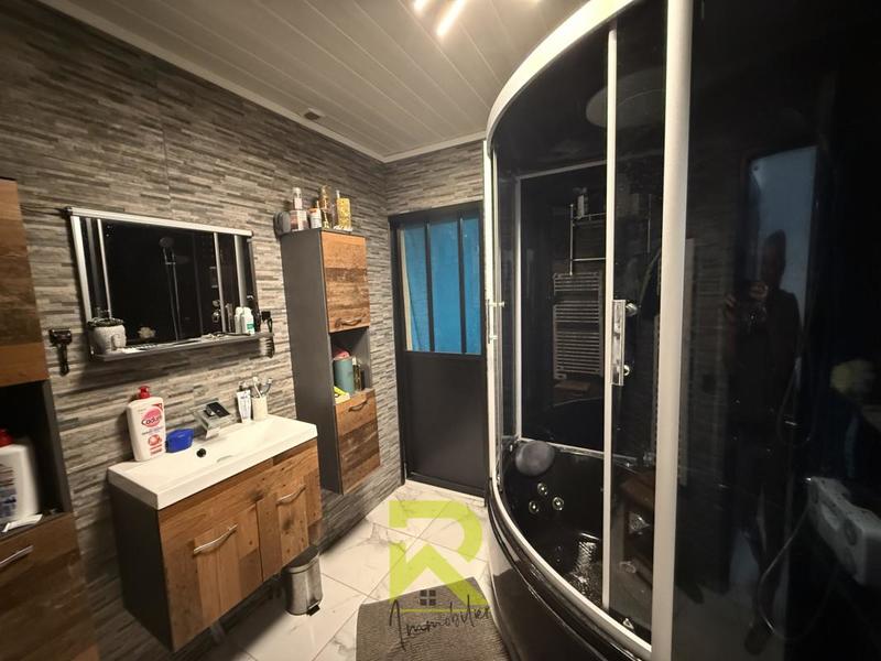 Villa - 161 m² - 6 pièces