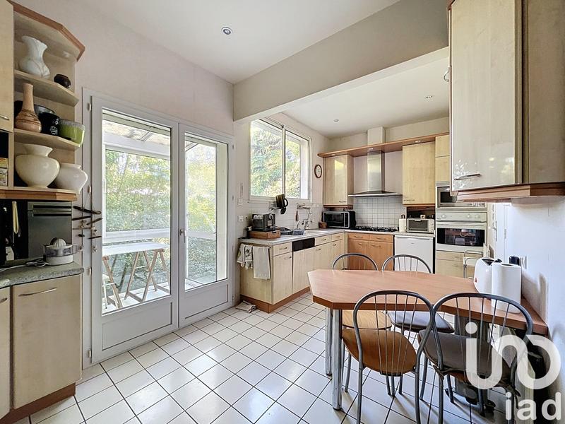 Maison de maîtres - 141 m² - 7 pièces