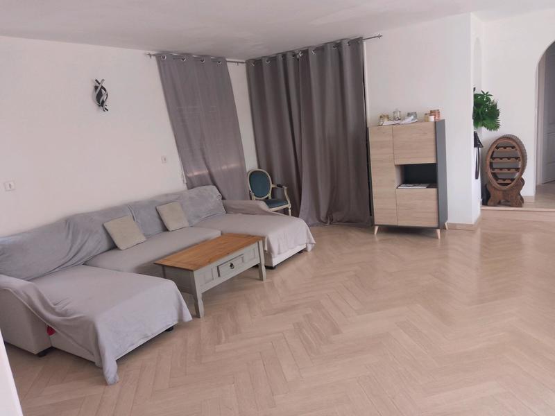 Maison - 123 m² - 7 pièces