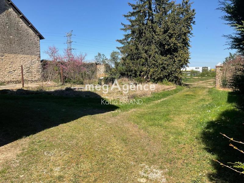 Maison - 204 m² - 8 pièces