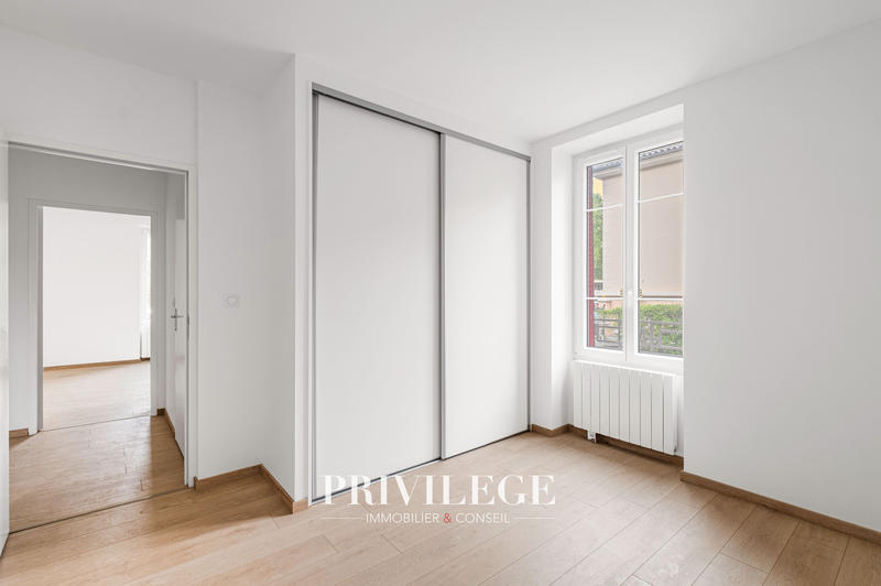 Appartement - 86 m² - 4 pièces