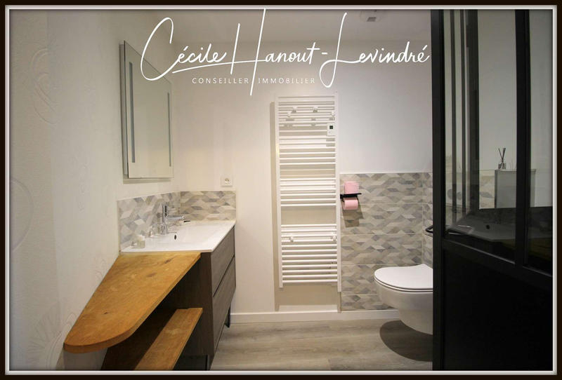 Maison - 355 m² - 17 pièces