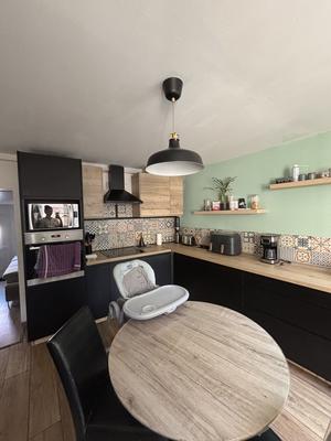 Maison - 88 m² - 4 pièces