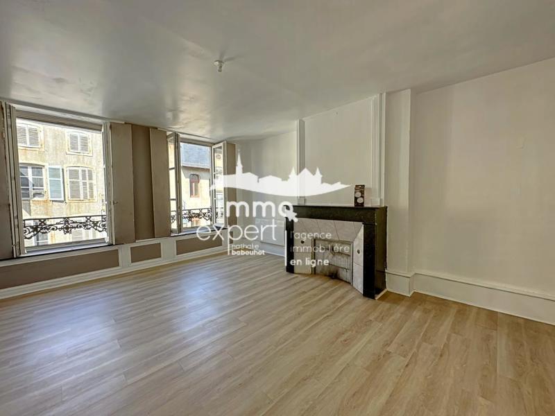 Appartement - 93 m² - 3 pièces