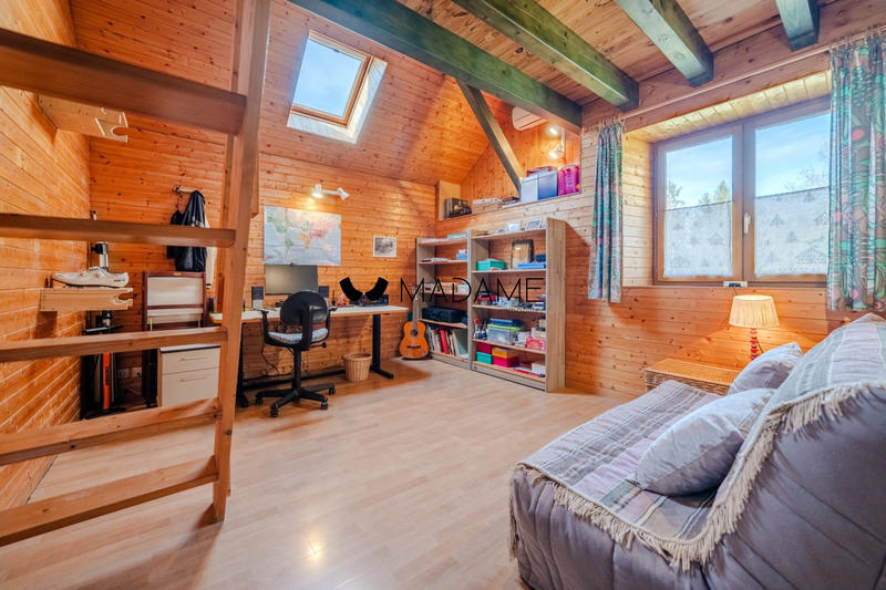 Maison - 112 m² - 4 pièces