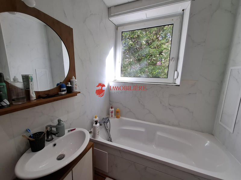 Appartement - 81 m² - 4 pièces