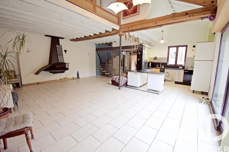 Maison - 103 m² - 4 pièces