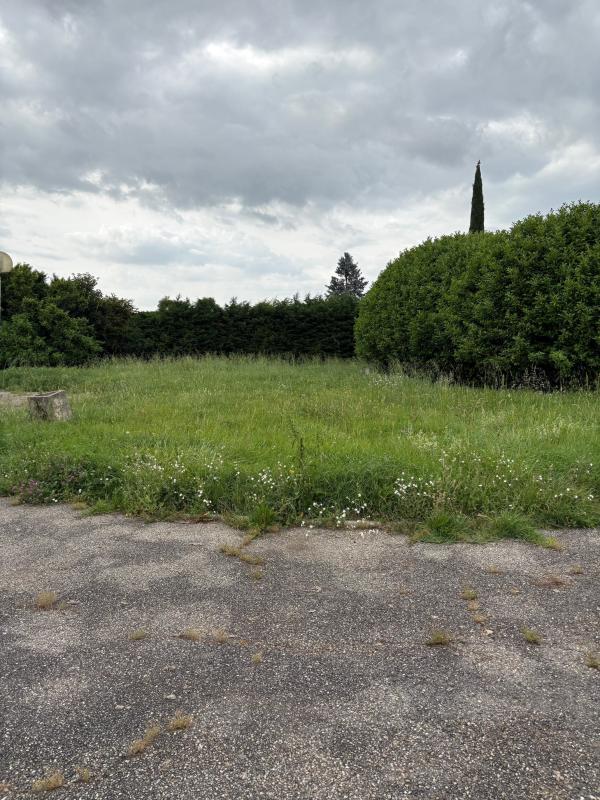Terrain constructible - 450 m²