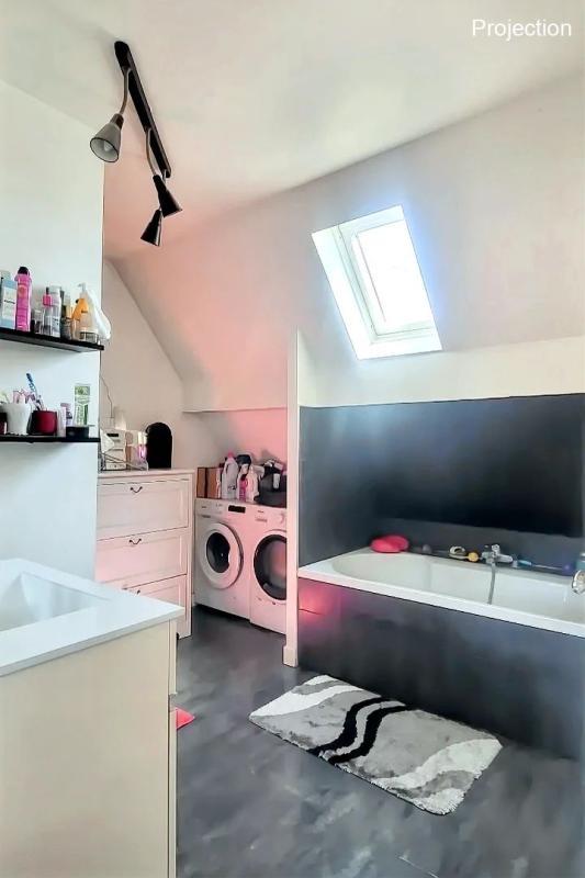 Maison - 91 m² - 4 pièces