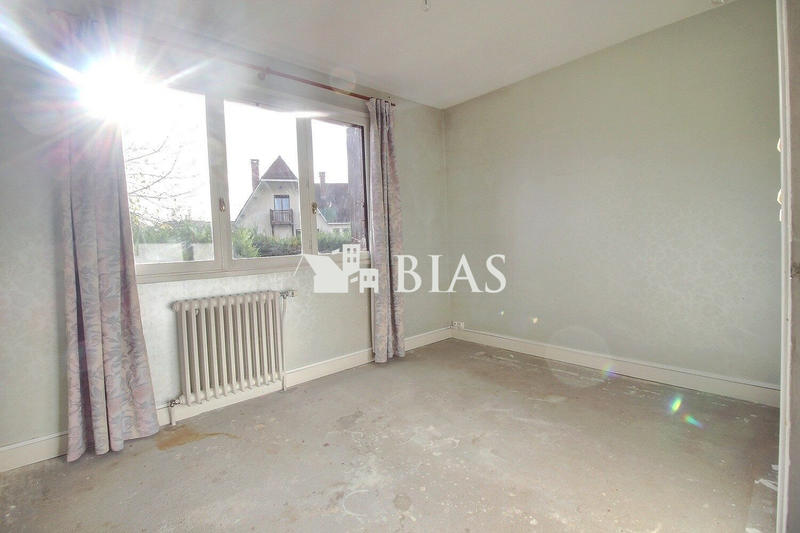 Maison - 135 m² - 8 pièces