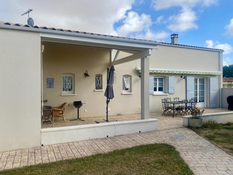 Maison - 183 m² - 8 pièces