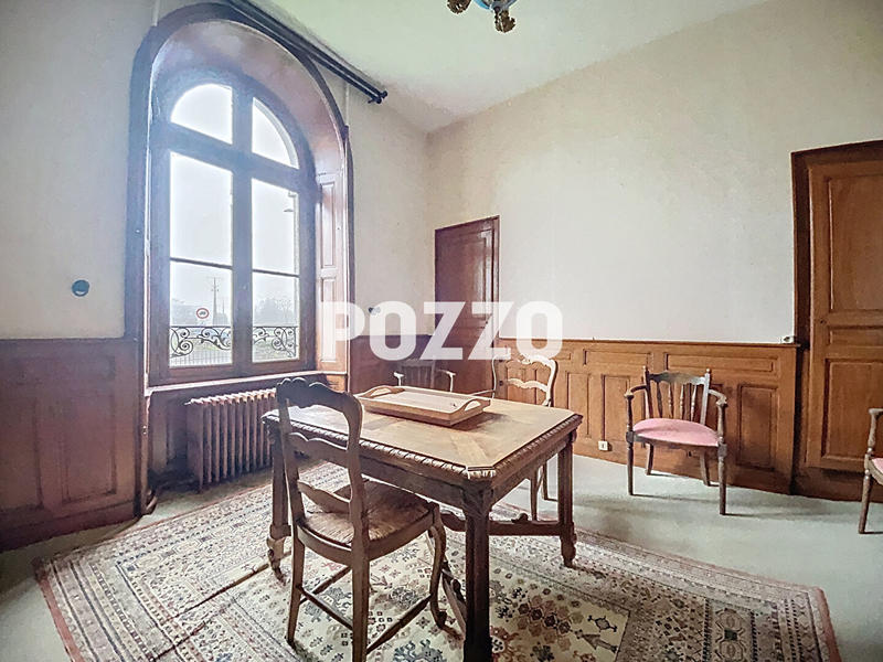 Maison - 171 m² - 8 pièces