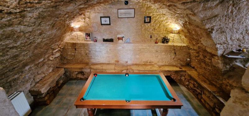 Maison - 166 m² - 8 pièces