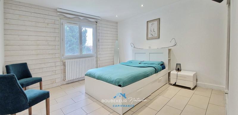 Maison - 252 m² - 8 pièces