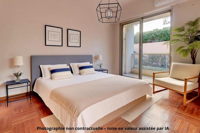 Appartement - 85 m² - 4 pièces