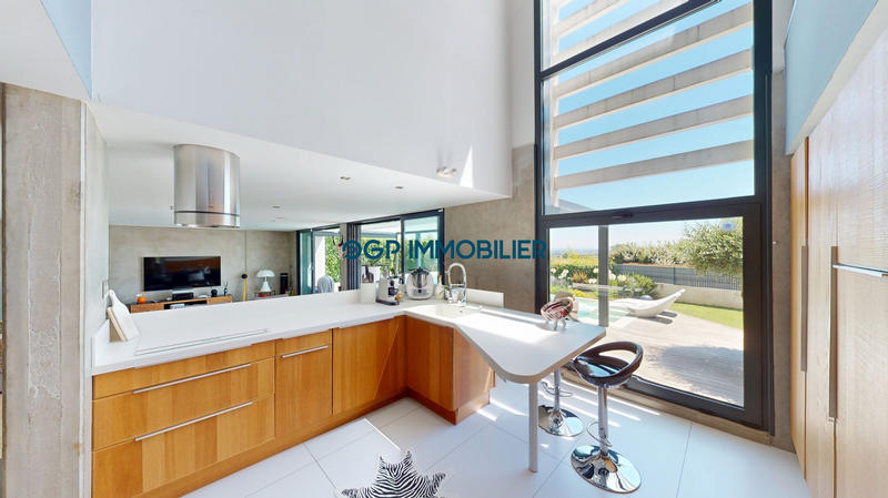 Maison contemporaine - 190 m² - 5 pièces