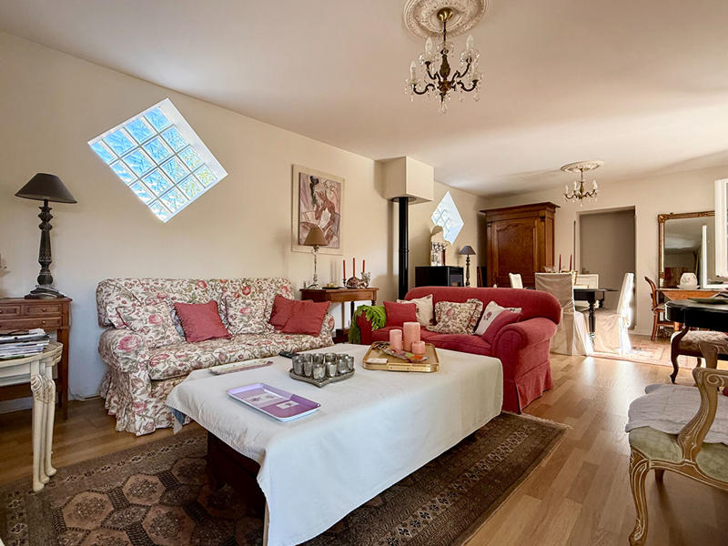 Maison - 150 m² - 5 pièces