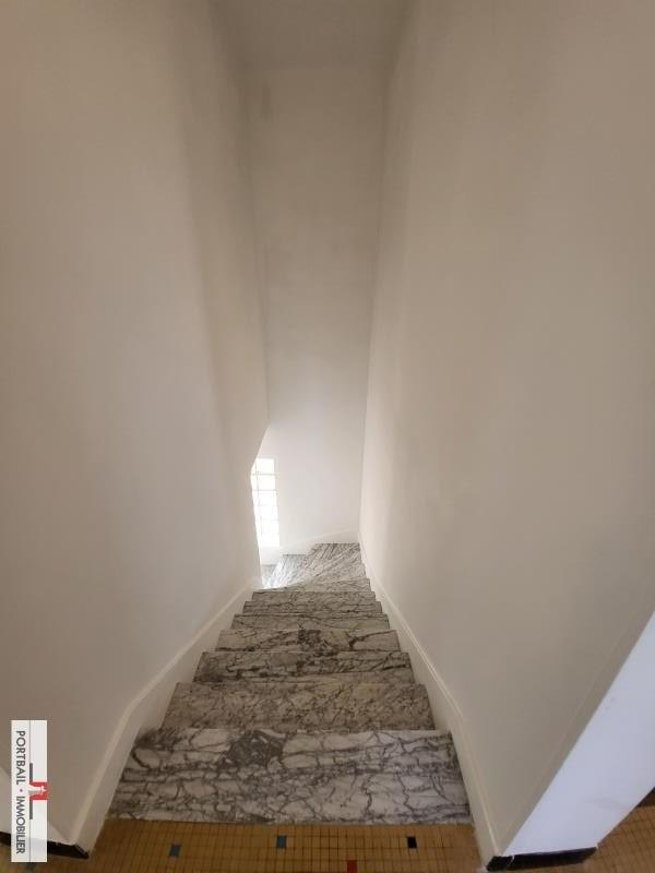 Maison traditionnelle - 189 m² - 7 pièces