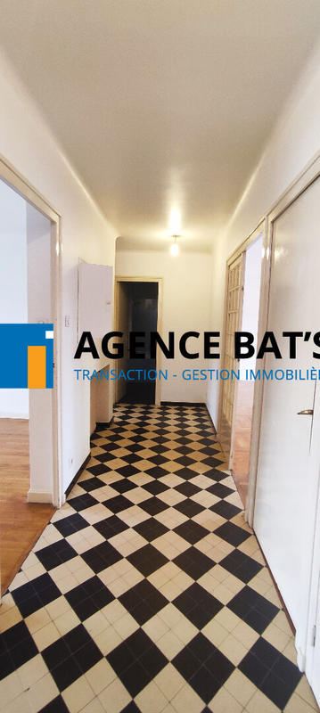 Appartement - 108 m² - 5 pièces