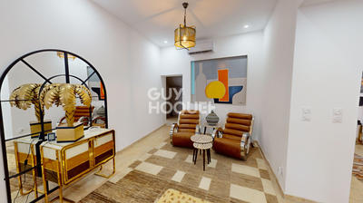 Appartement - 245 m² - 13 pièces