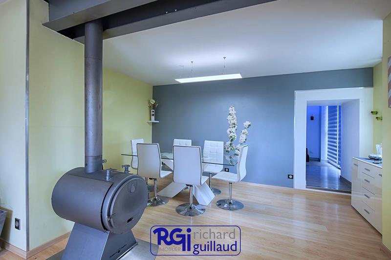 Maison - 123 m² - 4 pièces