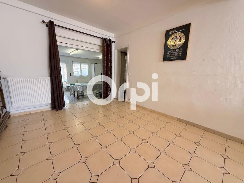 Maison - 105 m² - 5 pièces