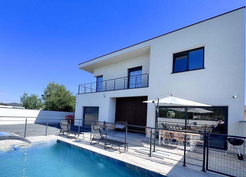 Maison - 150 m² - 6 pièces