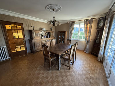 Maison - 110 m² - 6 pièces