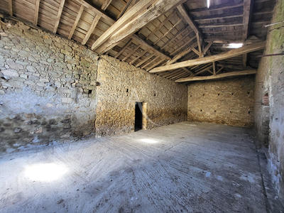 Maison - 215 m² - 5 pièces