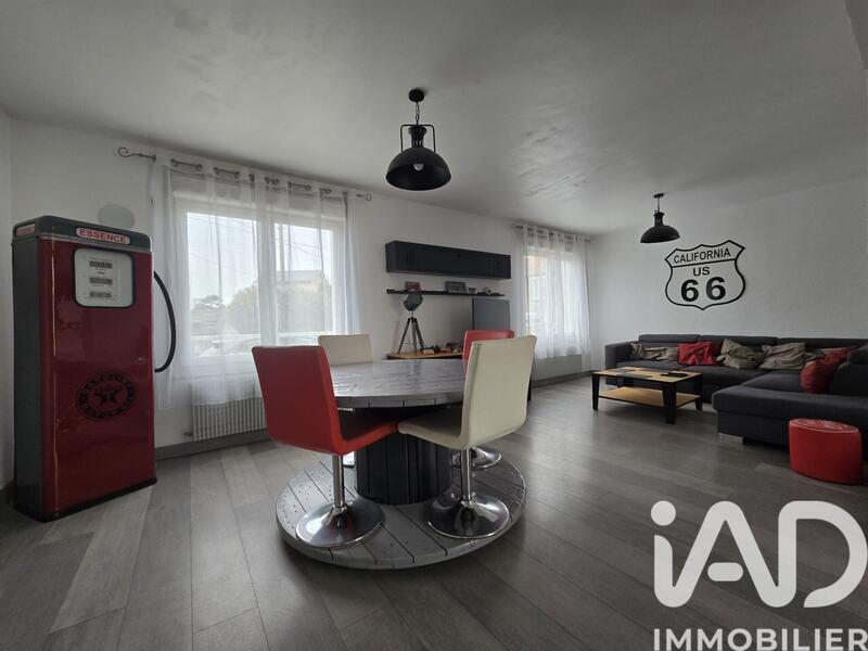 Maison - 90 m² - 4 pièces