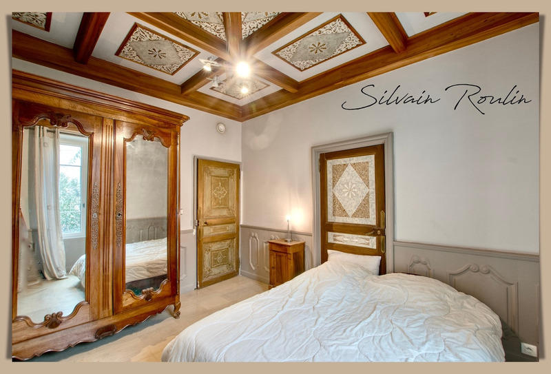 Maison - 320 m² - 8 pièces